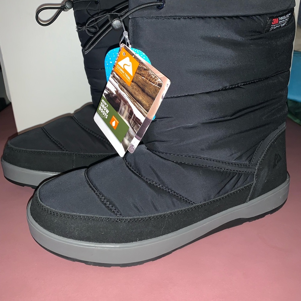 Ozark Trail Men's Puffer Snow Boots Size 10
